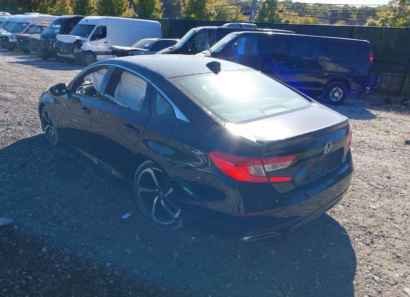 Photo 3 of 2020 Honda Accord SPORT (VIN 1HGCV1F3XLA038132)