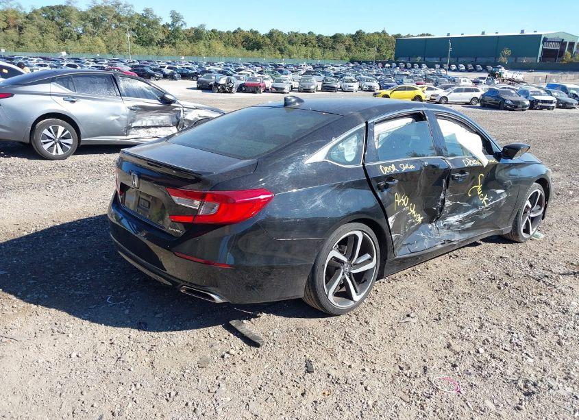 Photo 4 of 2020 Honda Accord SPORT (VIN 1HGCV1F3XLA038132)