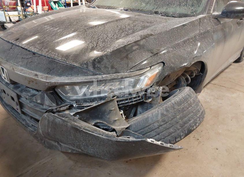 Photo 17 of 2020 Honda Accord SPORT (VIN 1HGCV1F3XLA066366)