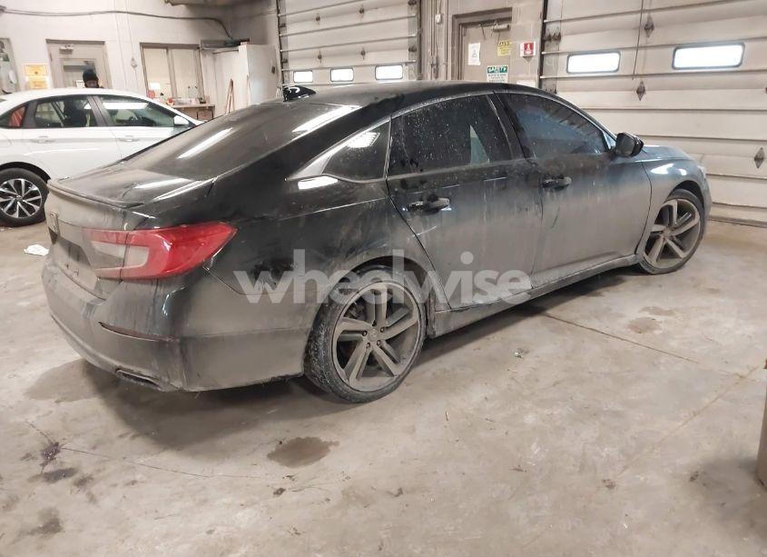 Photo 4 of 2020 Honda Accord SPORT (VIN 1HGCV1F3XLA066366)