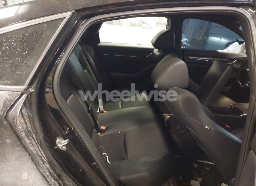 Photo 8 of 2020 Honda Accord SPORT (VIN 1HGCV1F3XLA066366)