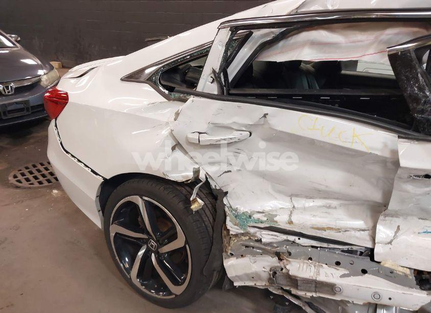 Photo 20 of 2020 Honda Accord SPORT (VIN 1HGCV1F3XLA131555)