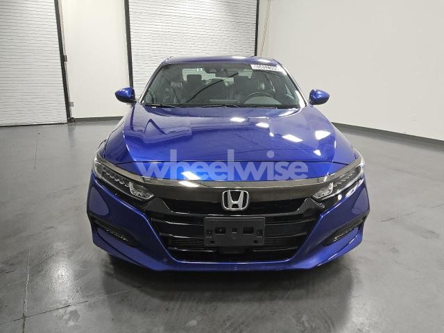 Photo 5 of 2020 HONDA ACCORD SPORT (VIN 1HGCV1F3XLA147741)