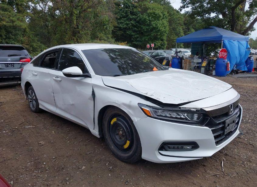Photo 6 of 2020 Honda Accord SPORT (VIN 1HGCV1F3XLA152261)