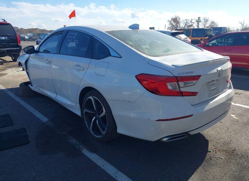Photo 3 of 2020 Honda Accord SPORT (VIN 1HGCV1F3XLA152311)