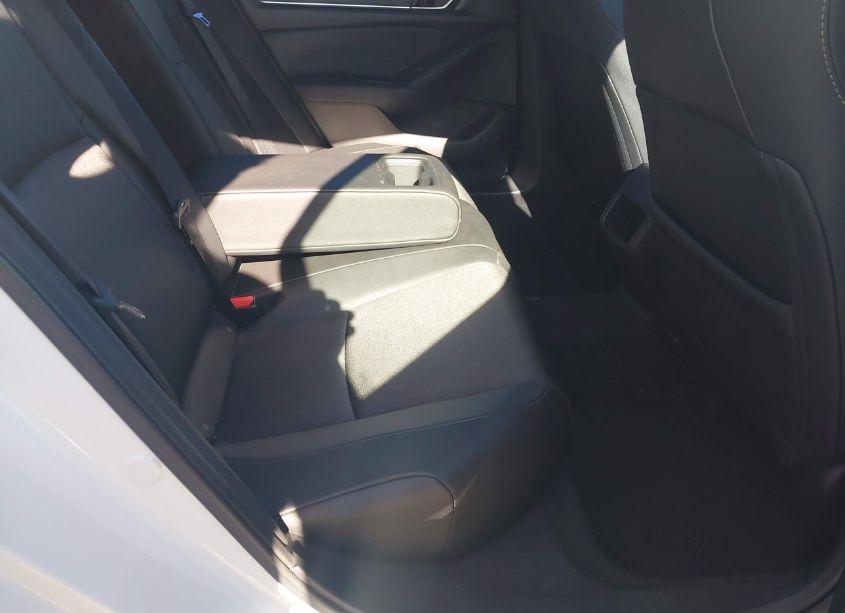 Photo 8 of 2020 Honda Accord SPORT (VIN 1HGCV1F3XLA152311)