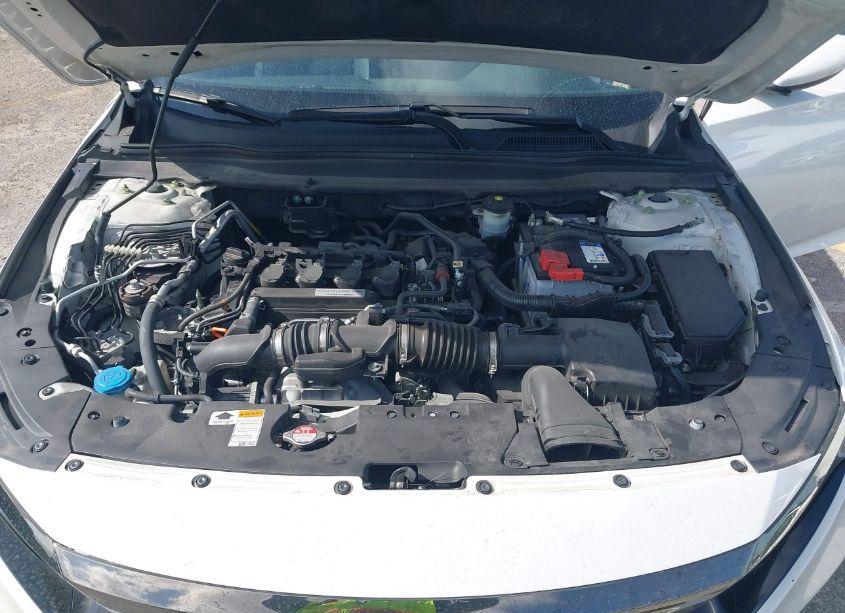 Photo 10 of 2020 Honda Accord SPORT (VIN 1HGCV1F3XLA157878)
