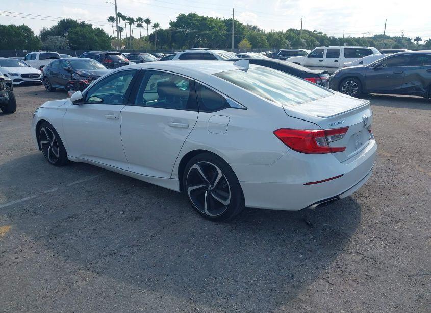 Photo 3 of 2020 Honda Accord SPORT (VIN 1HGCV1F3XLA157878)