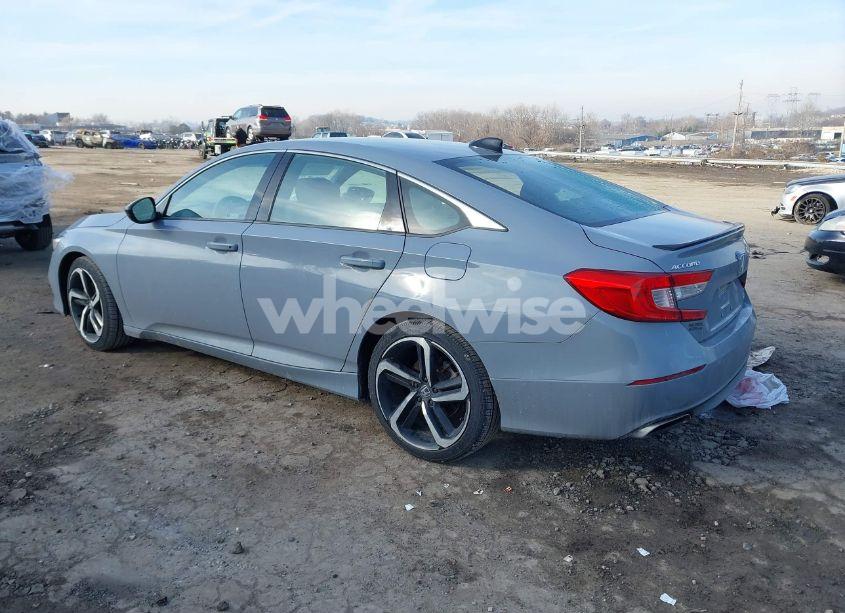 Photo 3 of 2021 Honda Accord SPORT (VIN 1HGCV1F3XMA000420)