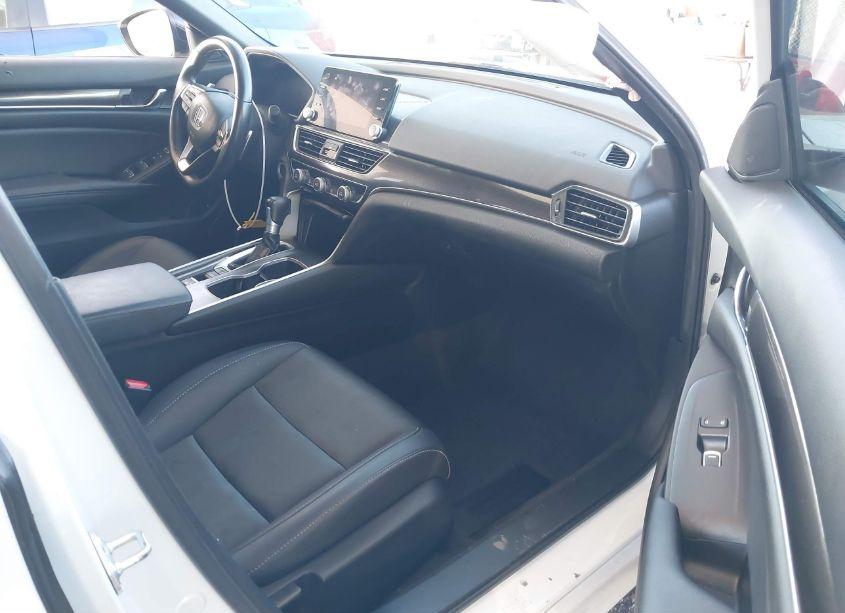 Photo 5 of 2021 Honda Accord SPORT (VIN 1HGCV1F3XMA016066)