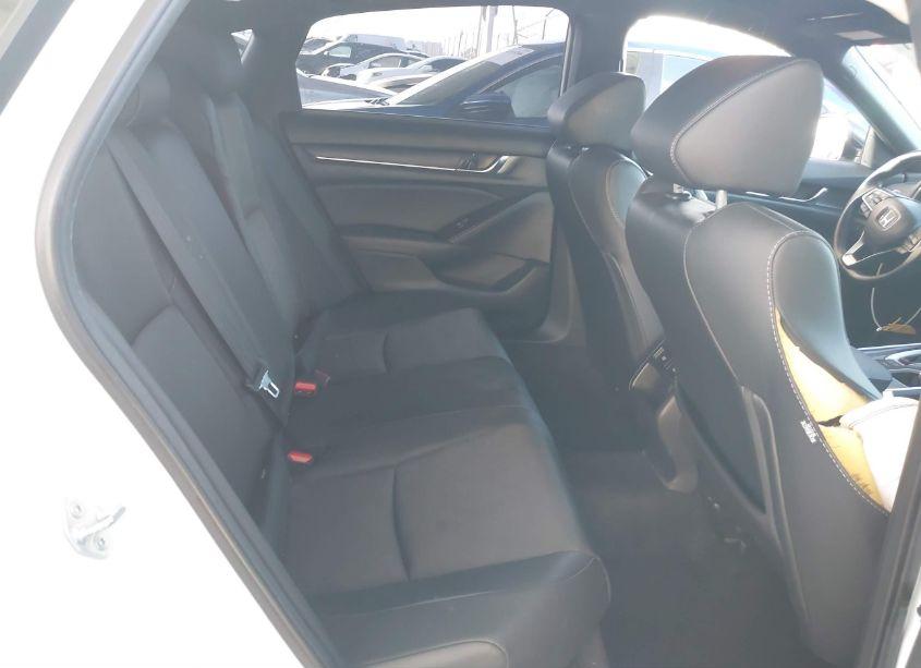 Photo 8 of 2021 Honda Accord SPORT (VIN 1HGCV1F3XMA016066)