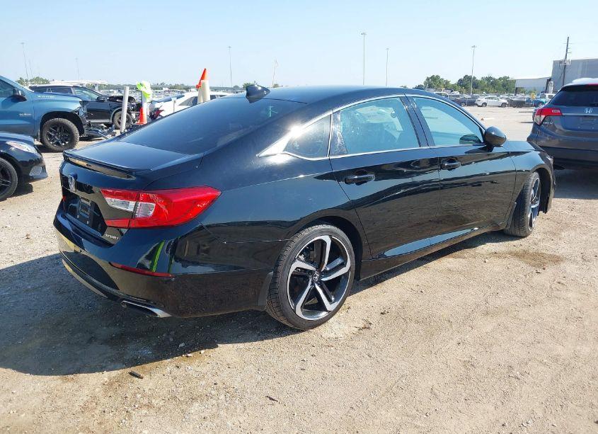 Photo 4 of 2021 Honda Accord SPORT (VIN 1HGCV1F3XMA030243)