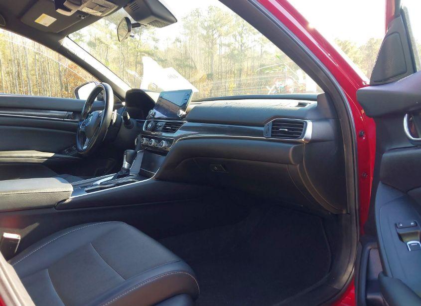 Photo 5 of 2021 Honda Accord SPORT (VIN 1HGCV1F3XMA040710)