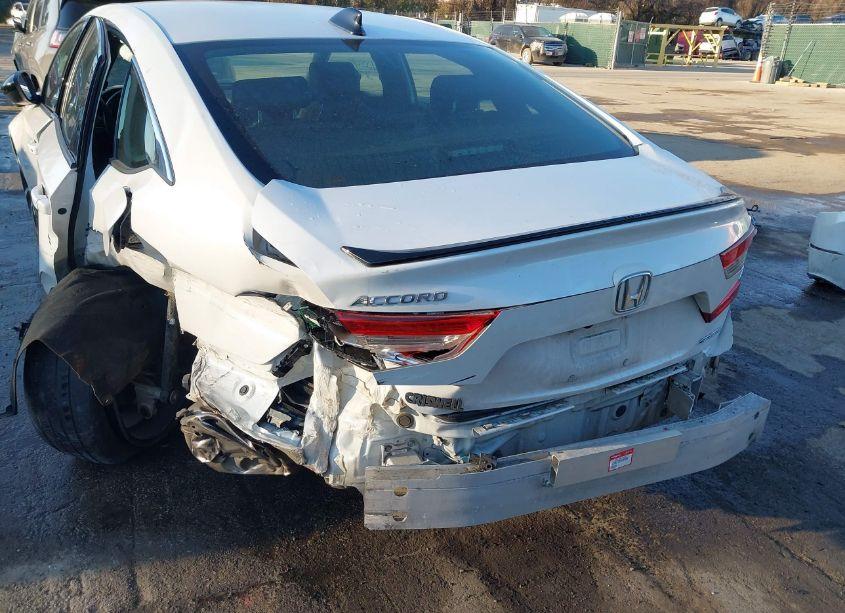 Photo 18 of 2022 Honda Accord SPORT (VIN 1HGCV1F3XNA019423)