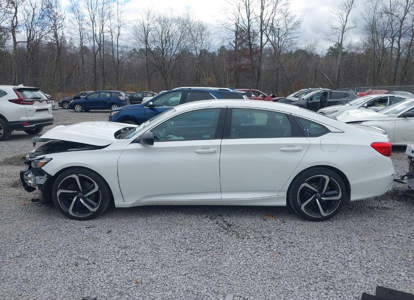 Photo 14 of 2022 Honda Accord SPORT (VIN 1HGCV1F3XNA020801)