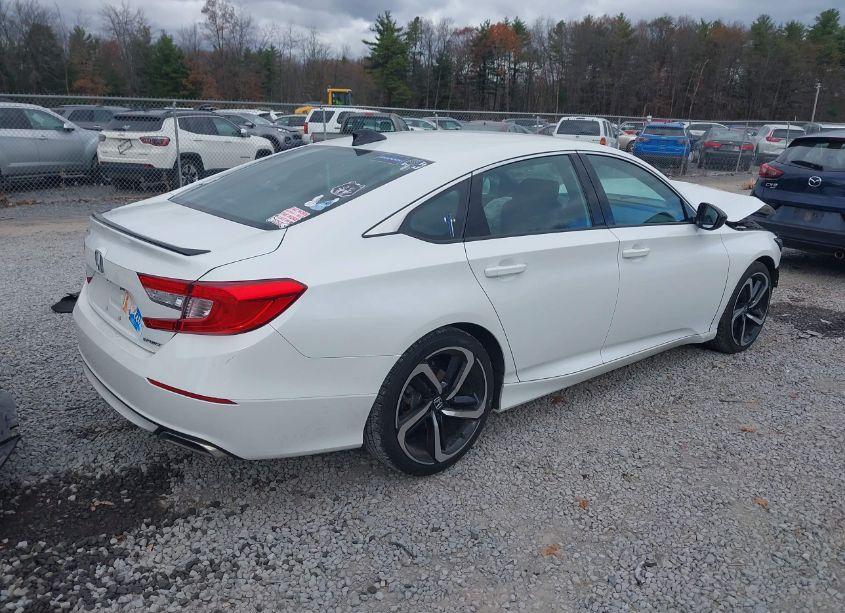 Photo 4 of 2022 Honda Accord SPORT (VIN 1HGCV1F3XNA020801)