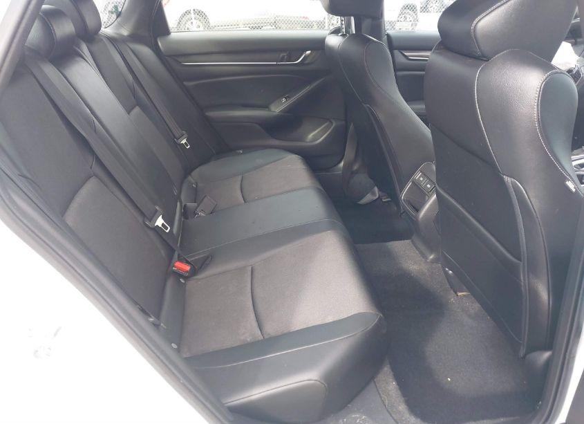 Photo 8 of 2022 Honda Accord SPORT (VIN 1HGCV1F3XNA020801)