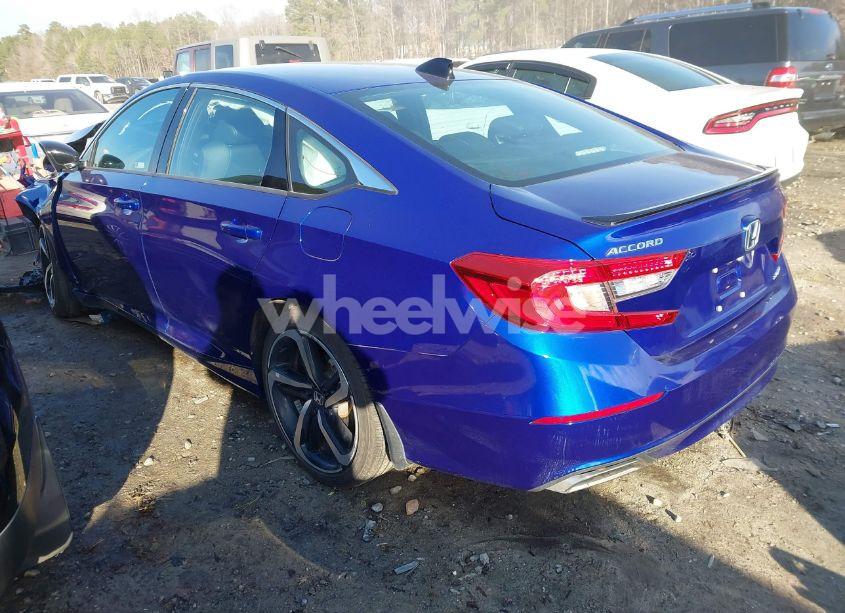Photo 3 of 2022 Honda Accord SPORT (VIN 1HGCV1F3XNA026128)