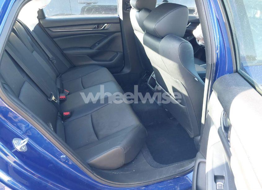 Photo 8 of 2022 Honda Accord SPORT (VIN 1HGCV1F3XNA026128)