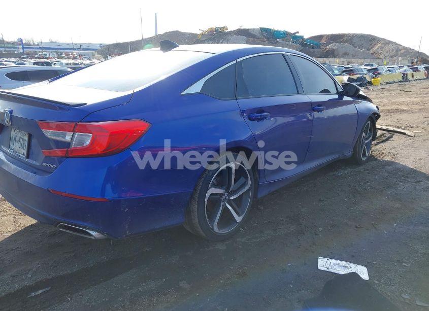 Photo 4 of 2022 Honda Accord SPORT (VIN 1HGCV1F3XNA029742)