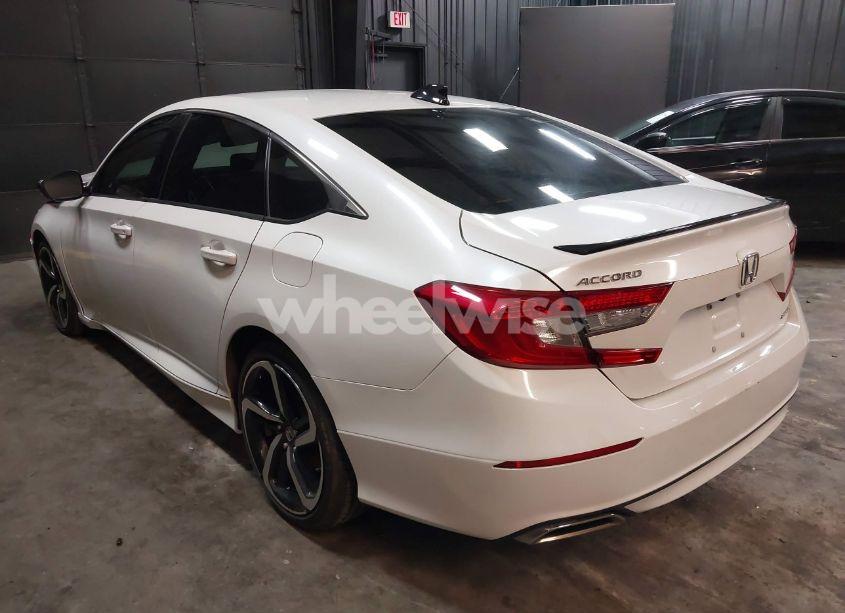 Photo 3 of 2022 Honda Accord SPORT (VIN 1HGCV1F3XNA037159)