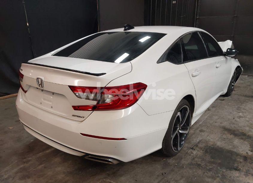 Photo 4 of 2022 Honda Accord SPORT (VIN 1HGCV1F3XNA037159)