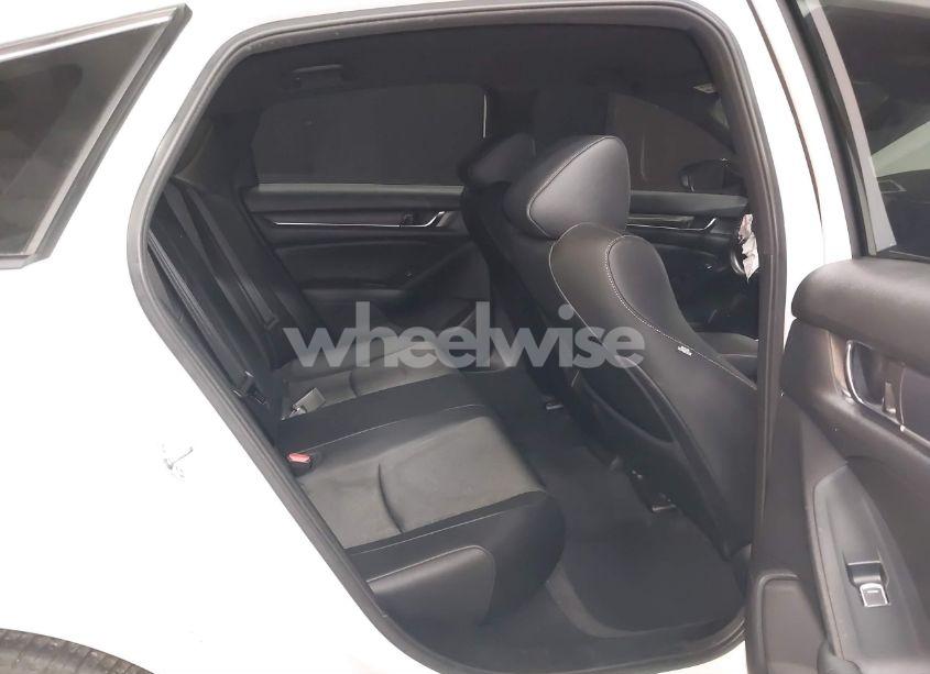 Photo 8 of 2022 Honda Accord SPORT (VIN 1HGCV1F3XNA037159)