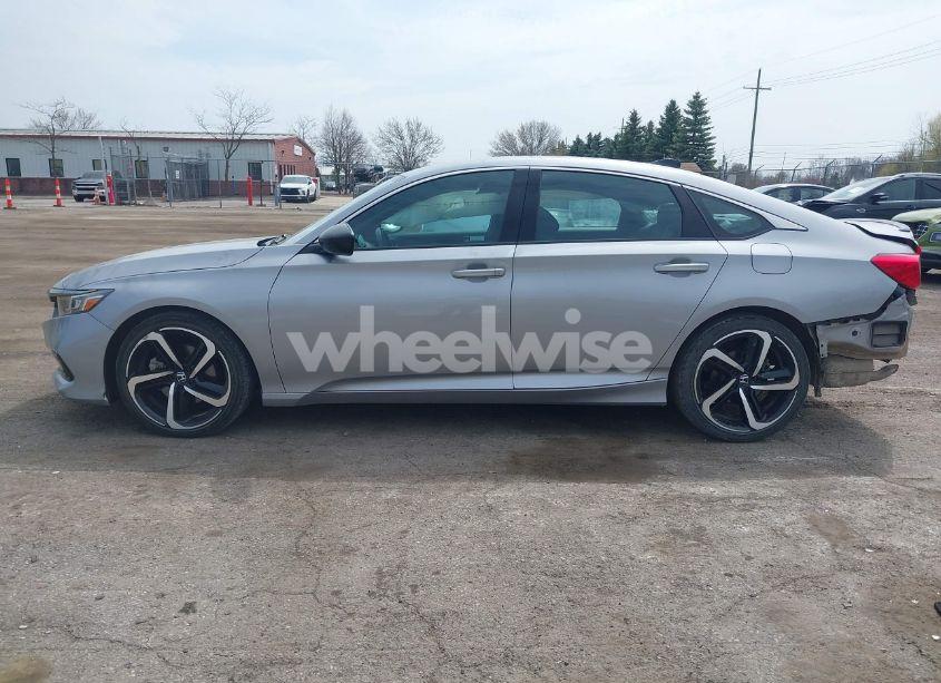 Photo 14 of 2022 Honda Accord SPORT (VIN 1HGCV1F3XNA042331)