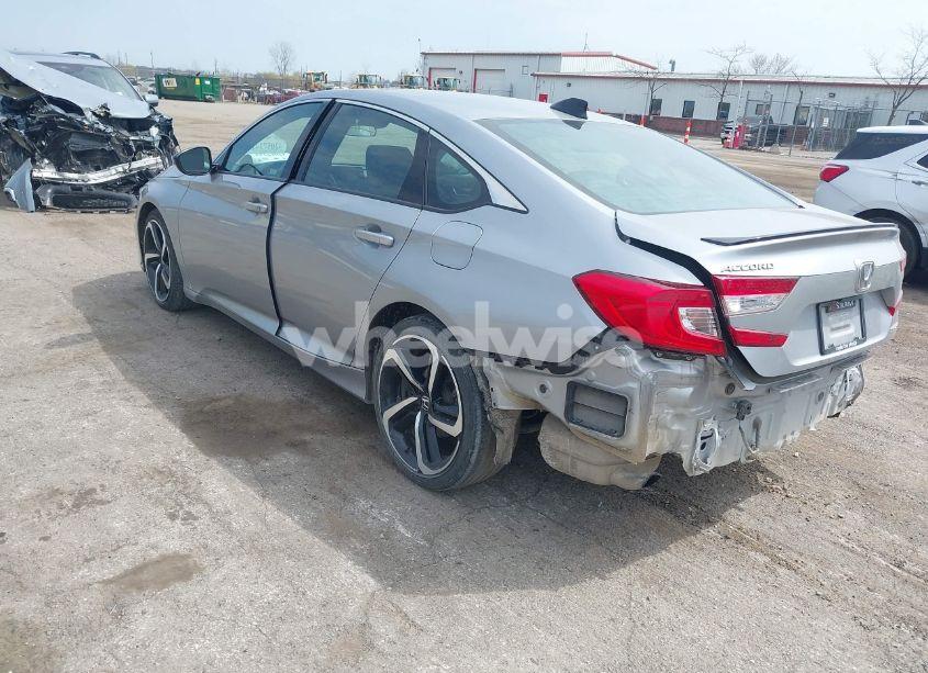 Photo 3 of 2022 Honda Accord SPORT (VIN 1HGCV1F3XNA042331)