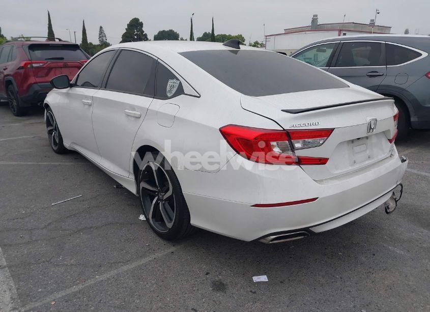 Photo 3 of 2022 Honda Accord SPORT (VIN 1HGCV1F3XNA079377)