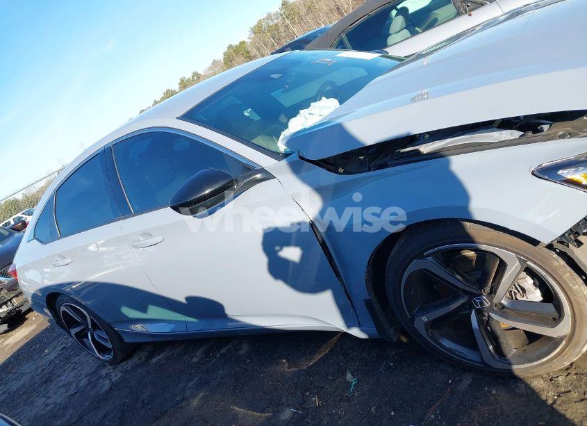 Photo 13 of 2022 Honda Accord SPORT (VIN 1HGCV1F3XNA107498)