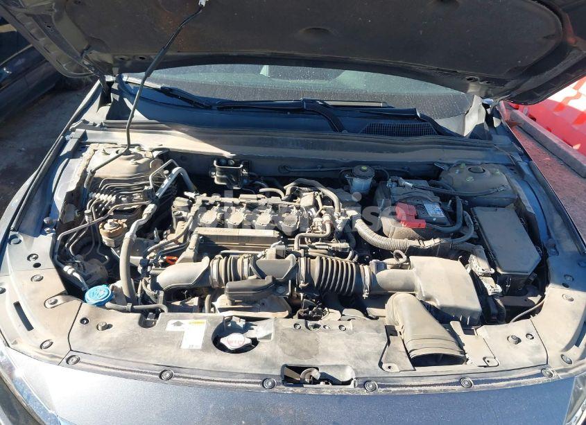 Photo 10 of 2018 Honda Accord EX (VIN 1HGCV1F40JA083893)