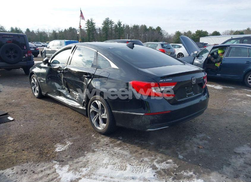 Photo 3 of 2018 Honda Accord EX (VIN 1HGCV1F40JA122904)