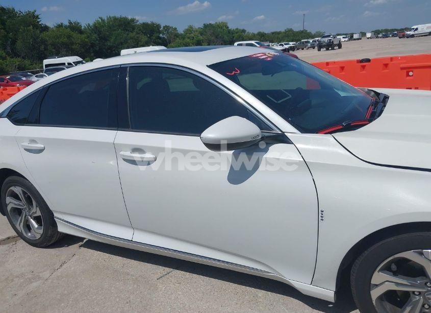 Photo 13 of 2018 Honda Accord EX (VIN 1HGCV1F40JA149195)