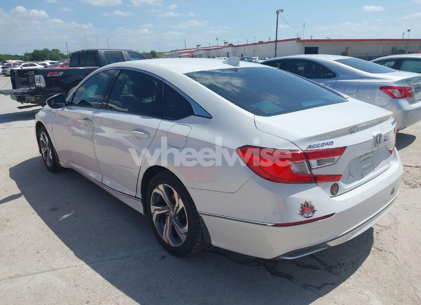 Photo 3 of 2018 Honda Accord EX (VIN 1HGCV1F40JA149195)