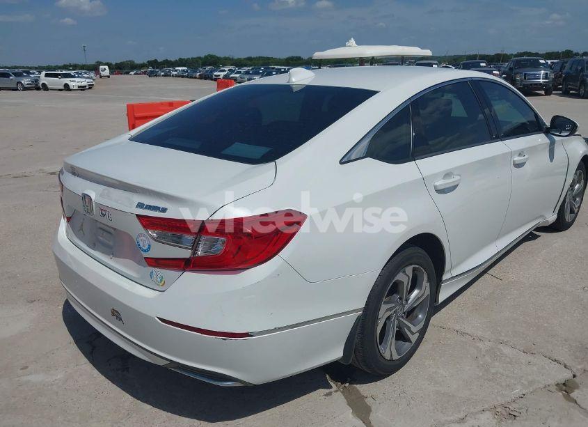 Photo 4 of 2018 Honda Accord EX (VIN 1HGCV1F40JA149195)