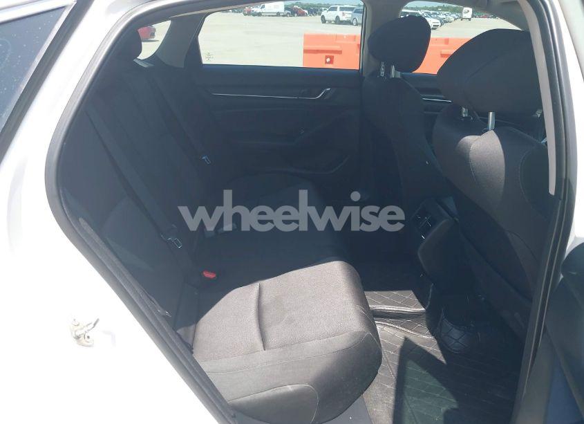 Photo 8 of 2018 Honda Accord EX (VIN 1HGCV1F40JA149195)