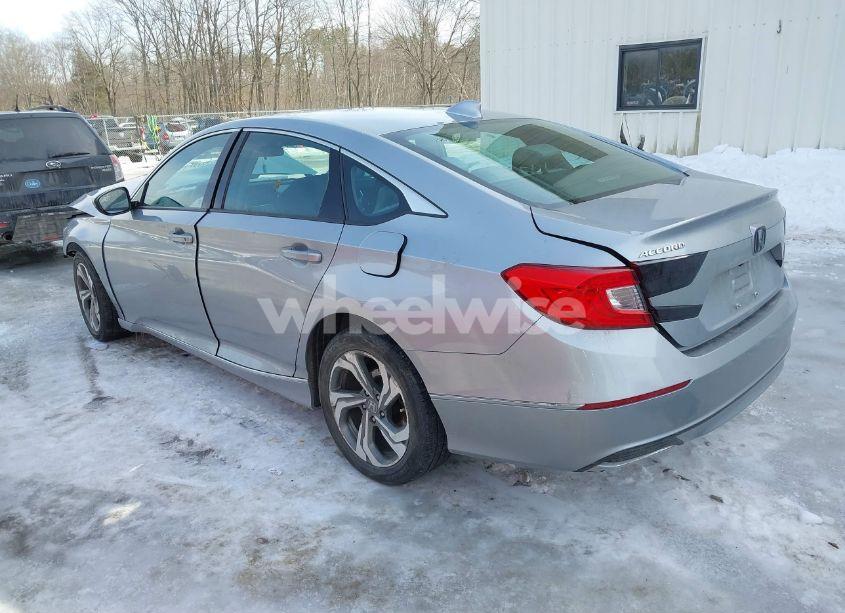 Photo 3 of 2018 Honda Accord EX (VIN 1HGCV1F40JA238426)