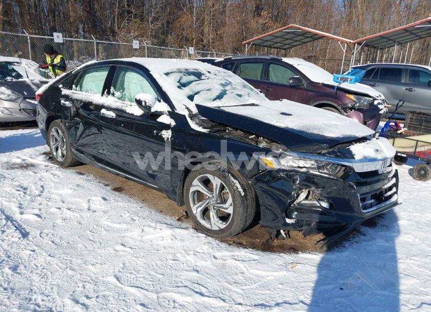 2018 Honda Accord EX (VIN 1HGCV1F40JA250477) main photo