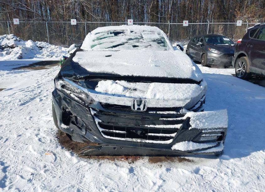 Photo 12 of 2018 Honda Accord EX (VIN 1HGCV1F40JA250477)