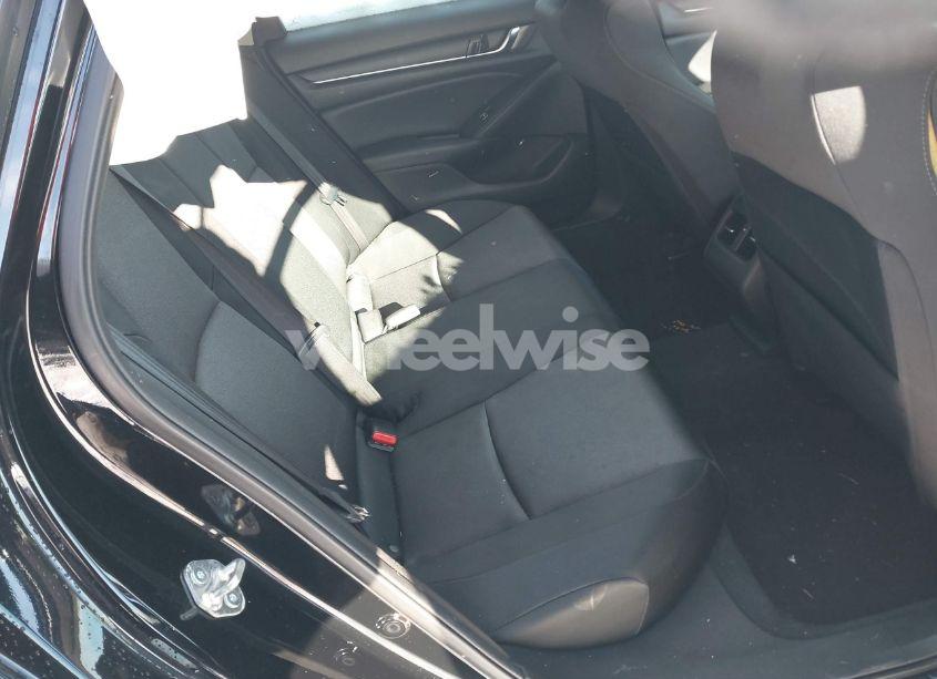 Photo 8 of 2018 Honda Accord EX (VIN 1HGCV1F40JA250477)