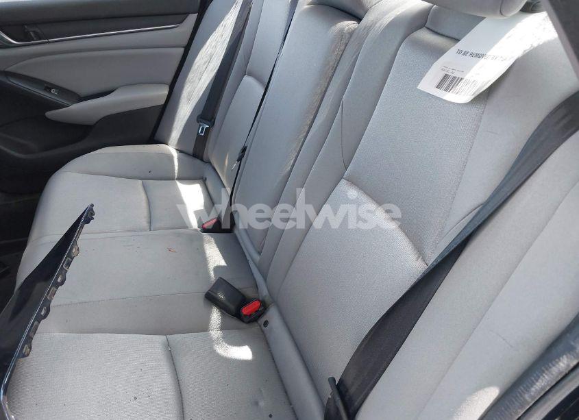 Photo 8 of 2019 Honda Accord EX (VIN 1HGCV1F40KA134388)