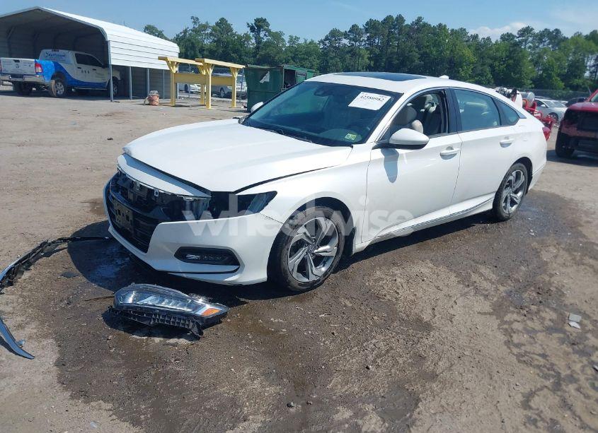 Photo 2 of 2020 Honda Accord EX (VIN 1HGCV1F40LA031912)