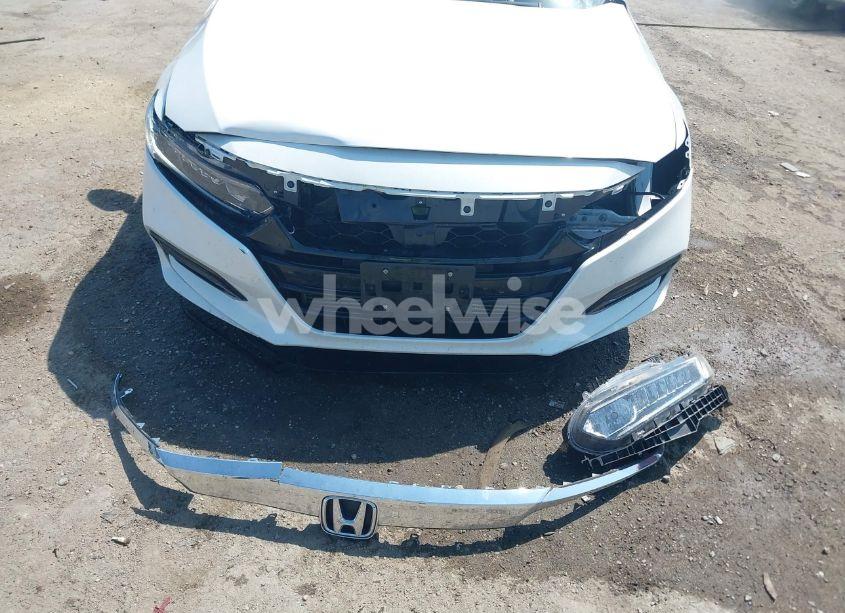 Photo 6 of 2020 Honda Accord EX (VIN 1HGCV1F40LA031912)