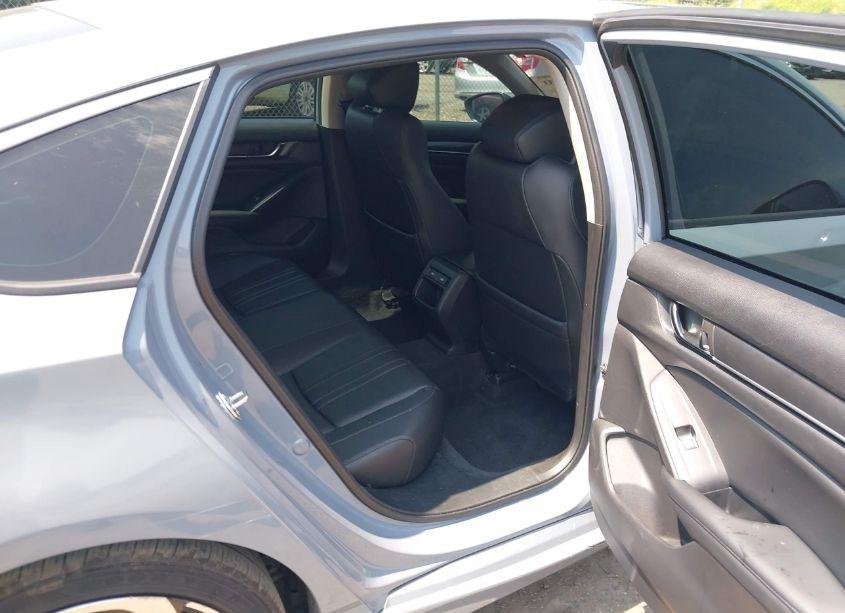 Photo 8 of 2022 Honda Accord SPORT SPECIAL EDITION (VIN 1HGCV1F40NA087061)