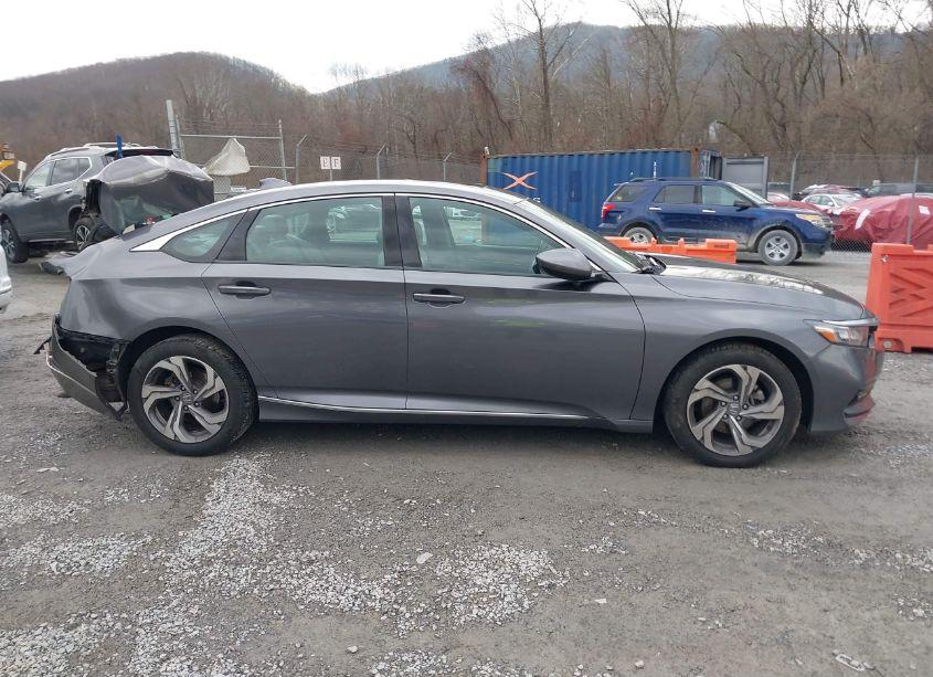 Photo 13 of 2018 Honda Accord EX (VIN 1HGCV1F41JA010208)