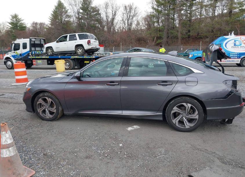 Photo 14 of 2018 Honda Accord EX (VIN 1HGCV1F41JA010208)