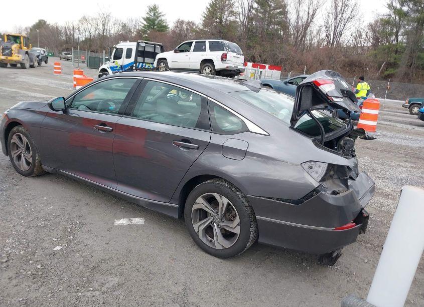 Photo 3 of 2018 Honda Accord EX (VIN 1HGCV1F41JA010208)