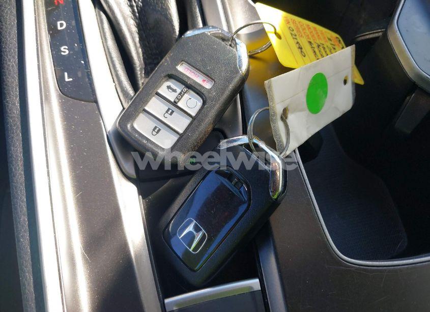 Photo 11 of 2018 Honda Accord EX (VIN 1HGCV1F41JA021970)