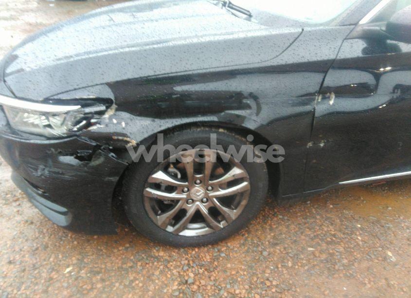 Photo 6 of 2018 Honda Accord EX (VIN 1HGCV1F41JA092358)